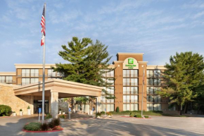 Отель Holiday Inn Hotel & Suites Des Moines-Northwest, an IHG Hotel  Урбандейл